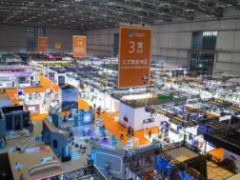 淇县：“党建+公益”走出民营公交高质量发展新路